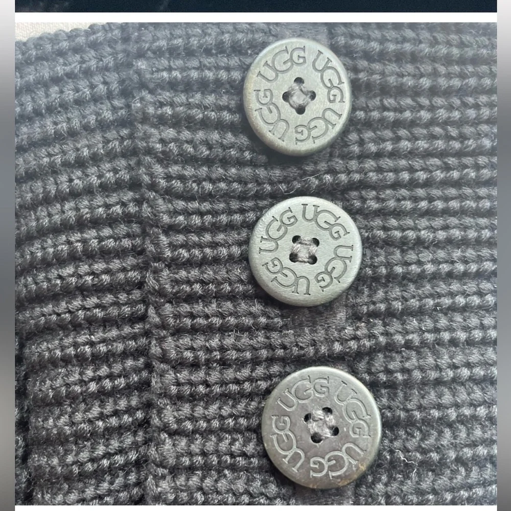 UGG Cardy All Black Boots